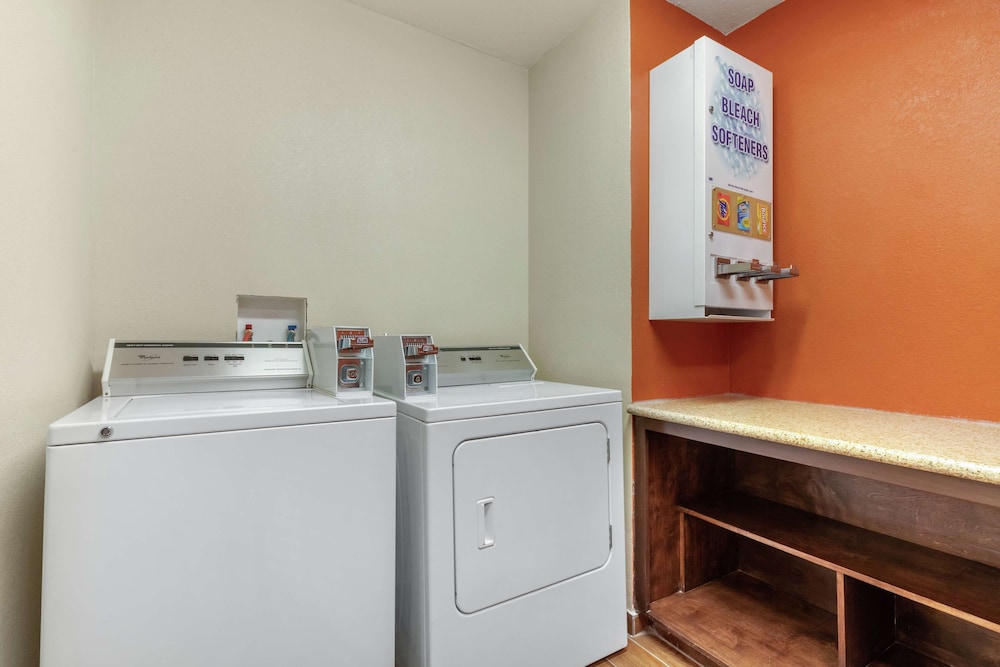 Hampton Inn Brookhaven - photo 27