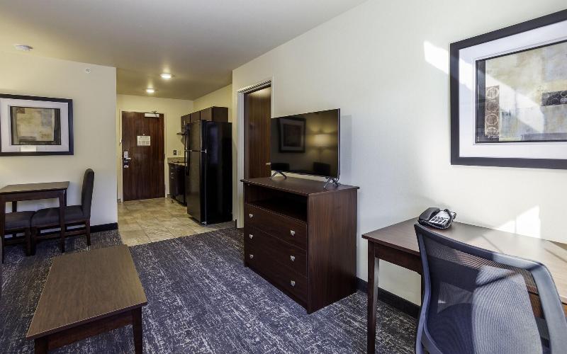 Cobblestone Inn & Suites Brookville - photo 11