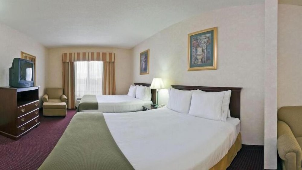 Holiday Inn Express Hotel & Suites Dayton West Brookville by IHG - photo 10