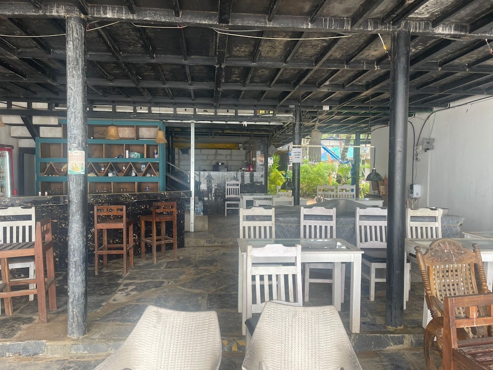 Palolem Sea n’ Sand Beach View in Canacona, India