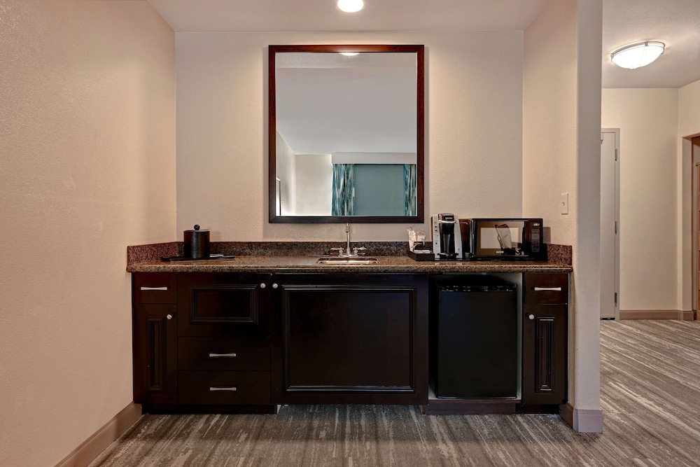 Hilton Garden Inn San Bernardino - photo 24