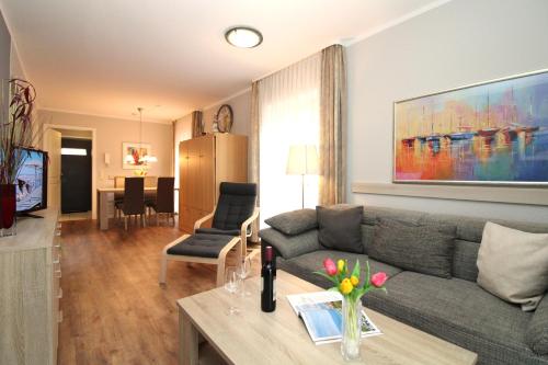 Appartementanlage Ostseeblick — 4-Star Luxury Hotel in Ostseebad Kuehlungsborn, Germany