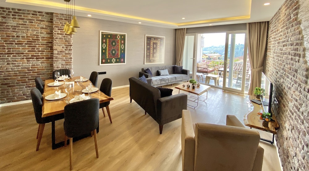 Kervan Apart — 4-Star Luxury Hotel in Antalya, Turkey