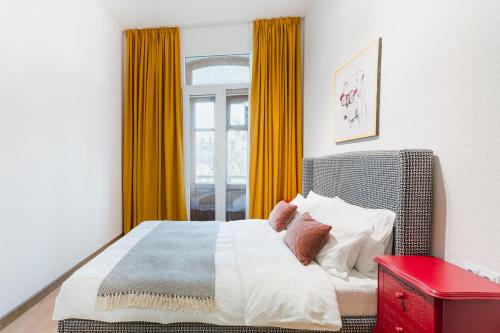 Meidan Bazaar Prime Location Apartment