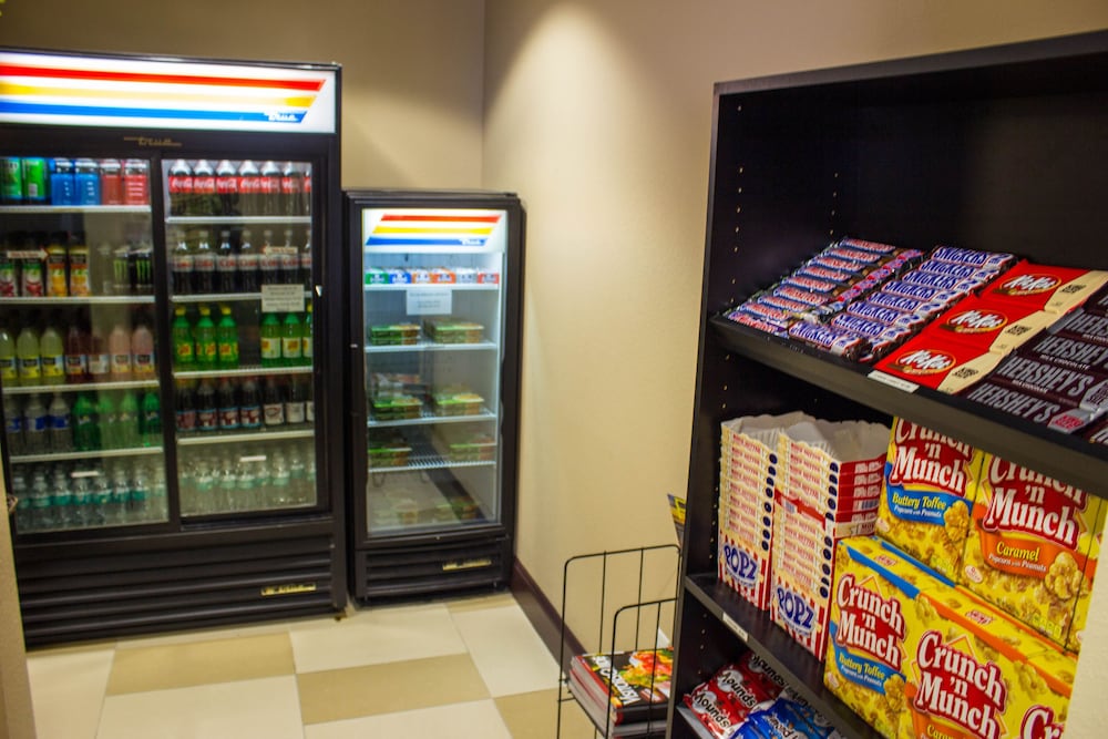 Holiday Inn Express Hotel & Suites Havelock NW N - photo 16