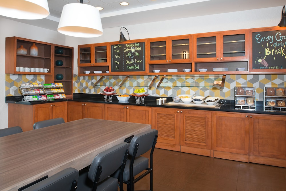 Hyatt Place Dallas North Arlington Grand Prairie - photo 33