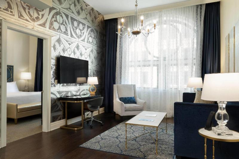 Hotel Saint Louis Autograph Collection - photo 41