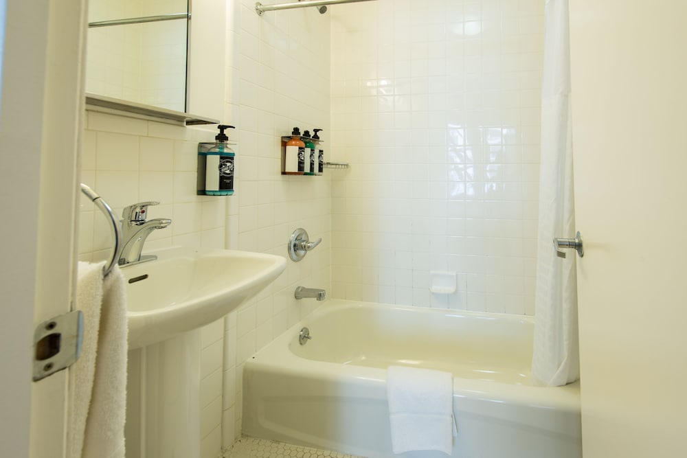 The Herbert Hotel - photo 29