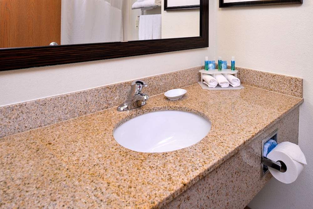 Holiday Inn Express Hotel & Suites Lancaster Lititz by IHG - photo 30
