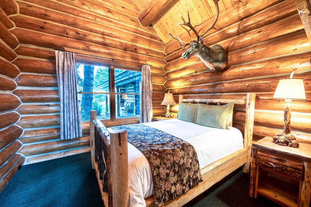 Hatchet Resort - photo 12
