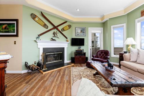 Highridge Court 08 with Wintergreen Advantage — Roseland — photo 2