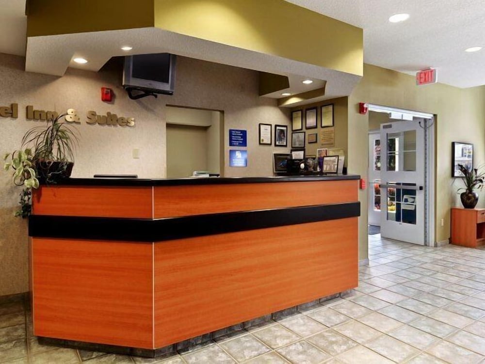 Stay Beyond Inn & Suites - photo 3