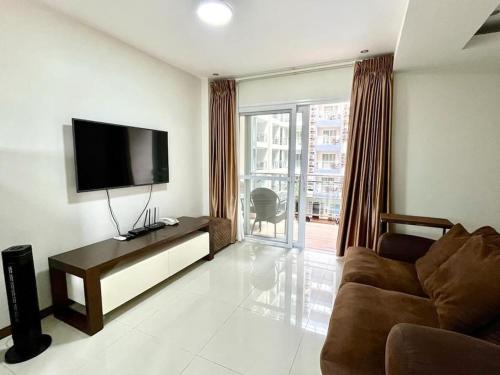 Sheryll Escapes 314 La Grande Studio Comfy studio with hotel amenities — 4-Star Luxury Hotel in Angeles City, Philippines