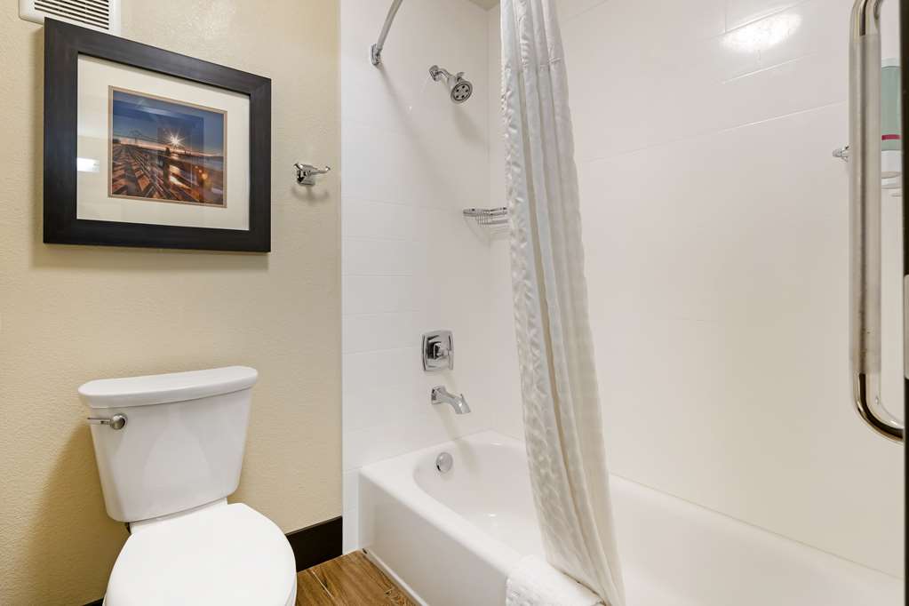 Best Western Columbia River Waterfront Hotel Astoria - photo 33