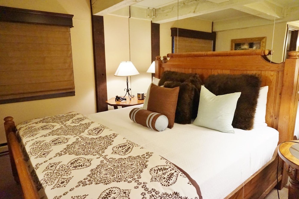 Snowmass Enclave 101 — 4-Star Luxury Hotel in Snowmass Village, United States