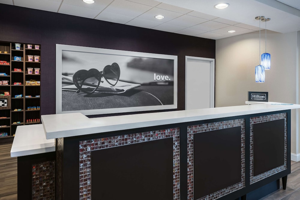 Hampton Inn & Suites San Antonio Brooks City Base - photo 4