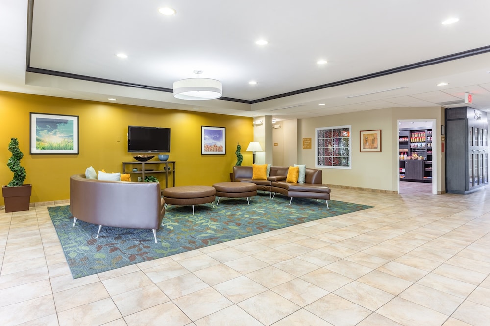 Candlewood Suites Aurora Naperville by IHG - photo 32