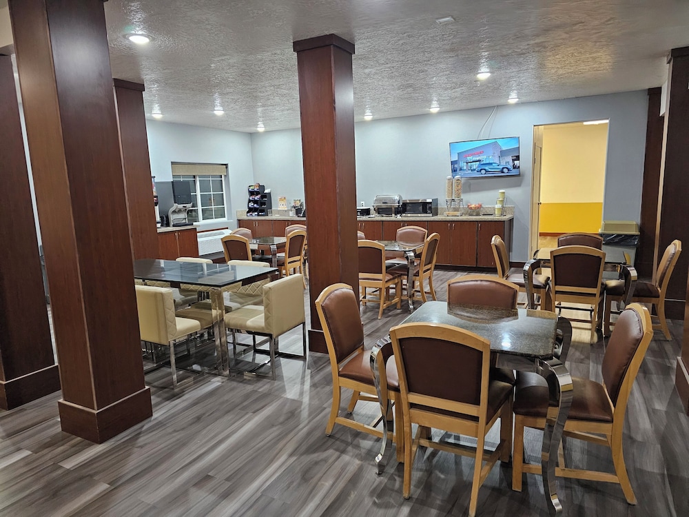 Executive Inn and Suites Extended Stay in Vernal - photo 50
