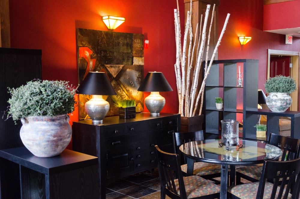 Holiday Inn Pewaukee Milwaukee West by IHG - photo 22