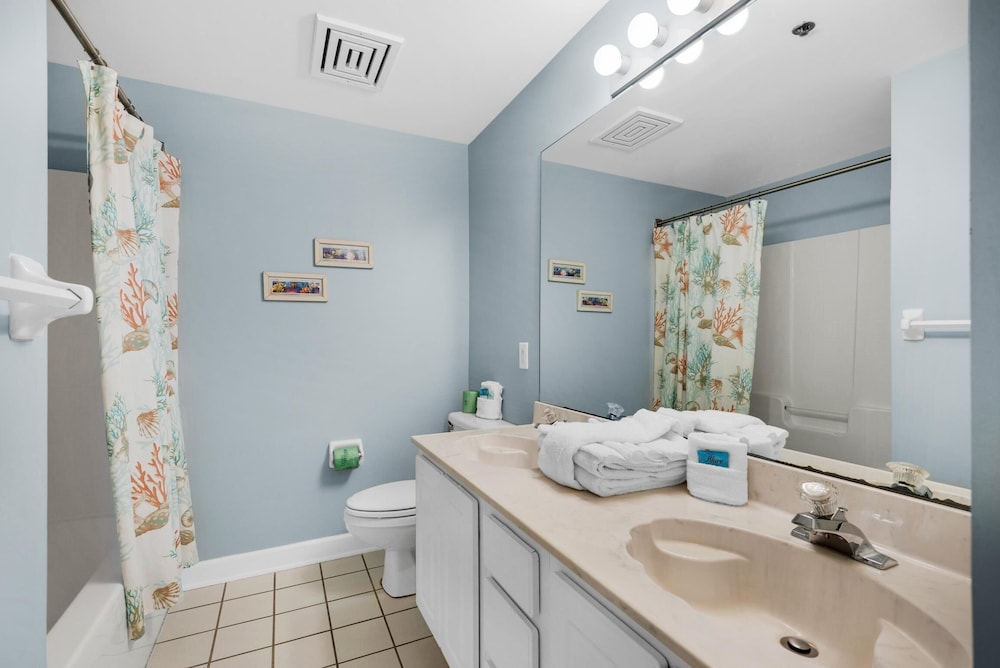 Santa Rosa Towers unit 1402 Three Bedroom Condo - photo 21