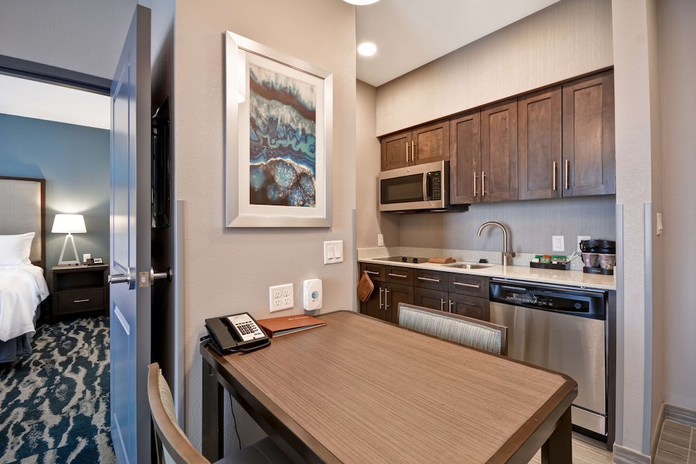 Homewood Suites by Hilton Conroe - photo 25