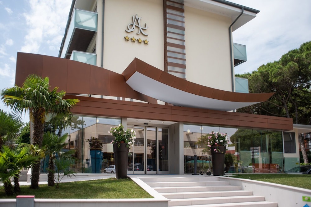 Hotel Arizona in Lignano Sabbiadoro, Italy