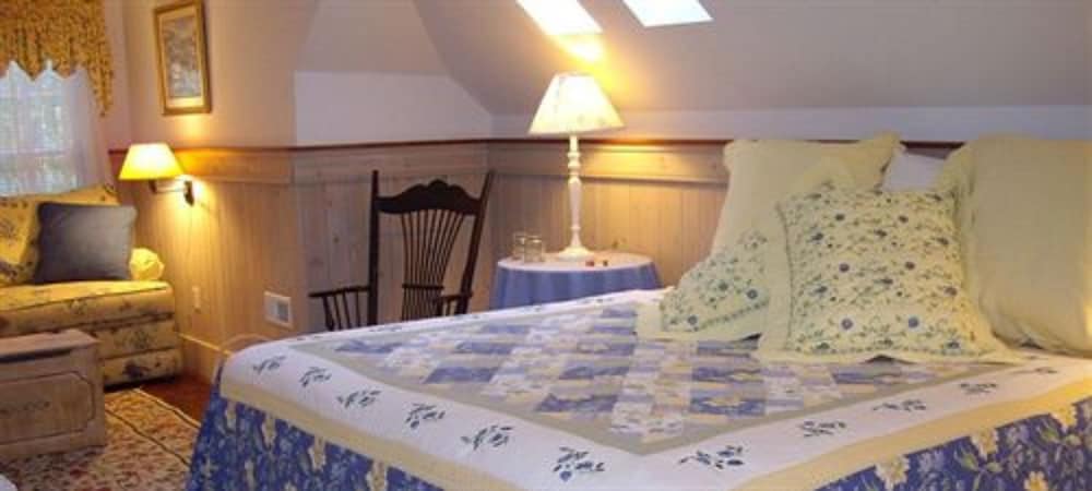 Isaiah Jones Homestead Bed & Breakfast - photo 13