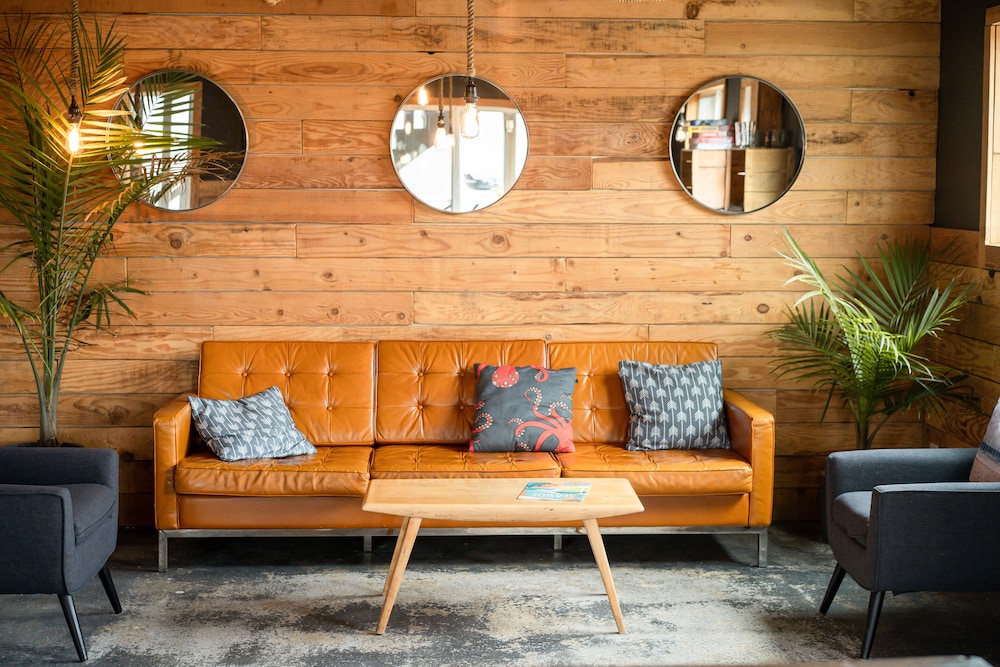 Ashore Hotel - photo 4