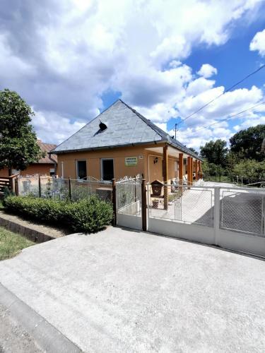 Szieszta Vendégház in Sarospatak, Hungary