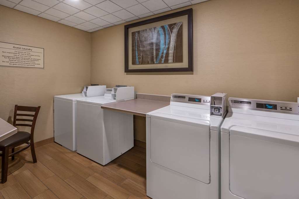 La Quinta Inn & Suites by Wyndham Idaho Falls Ammon - photo 80