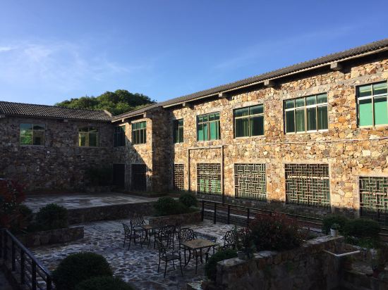 Huilong Hotel - last minute hotel in Tangdong