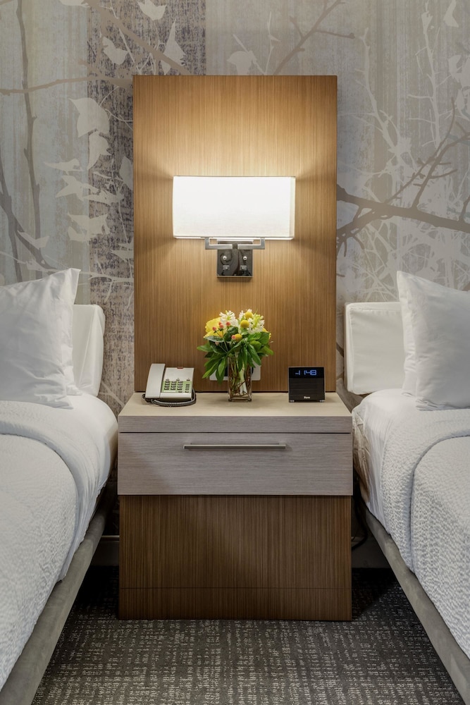 Courtyard by Marriott in Portsmouth - photo 6
