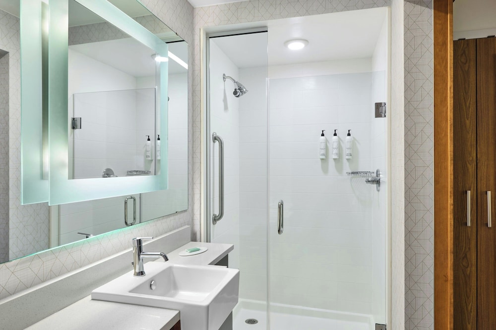 SpringHill Suites Lumberton - photo 11