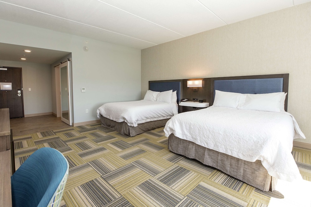 Hampton Inn & Suites Syracuse North Airport Area - photo 25