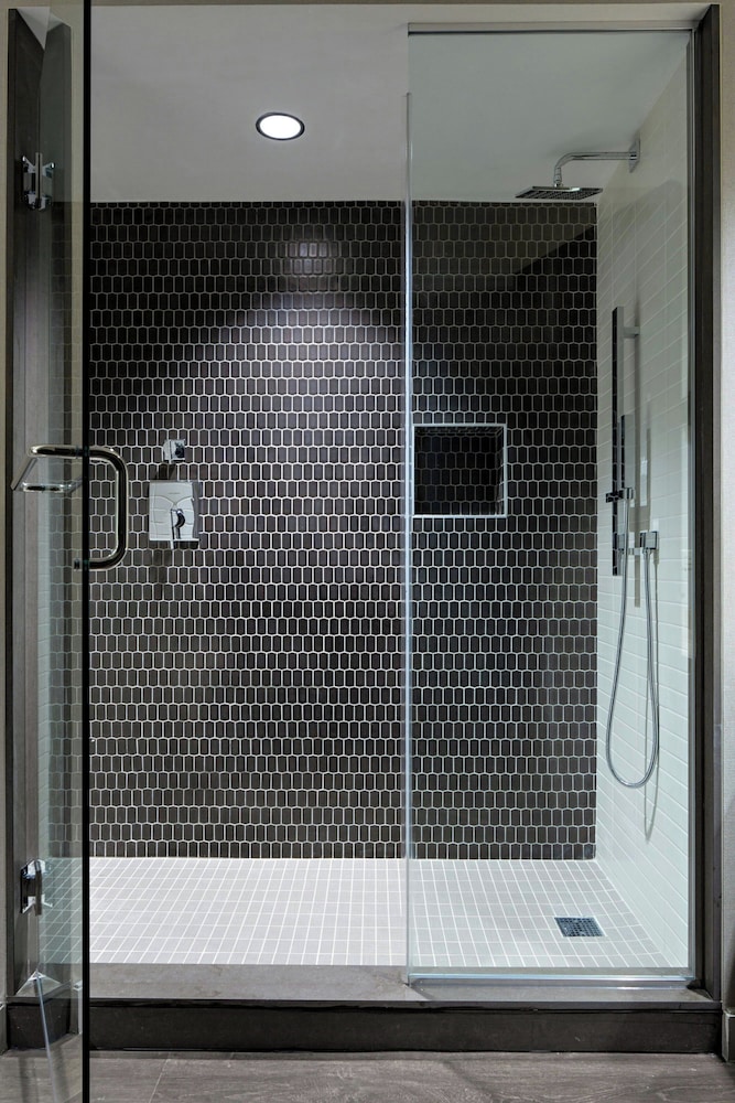Houston Cityplace Marriott at Springwoods Village - photo 28