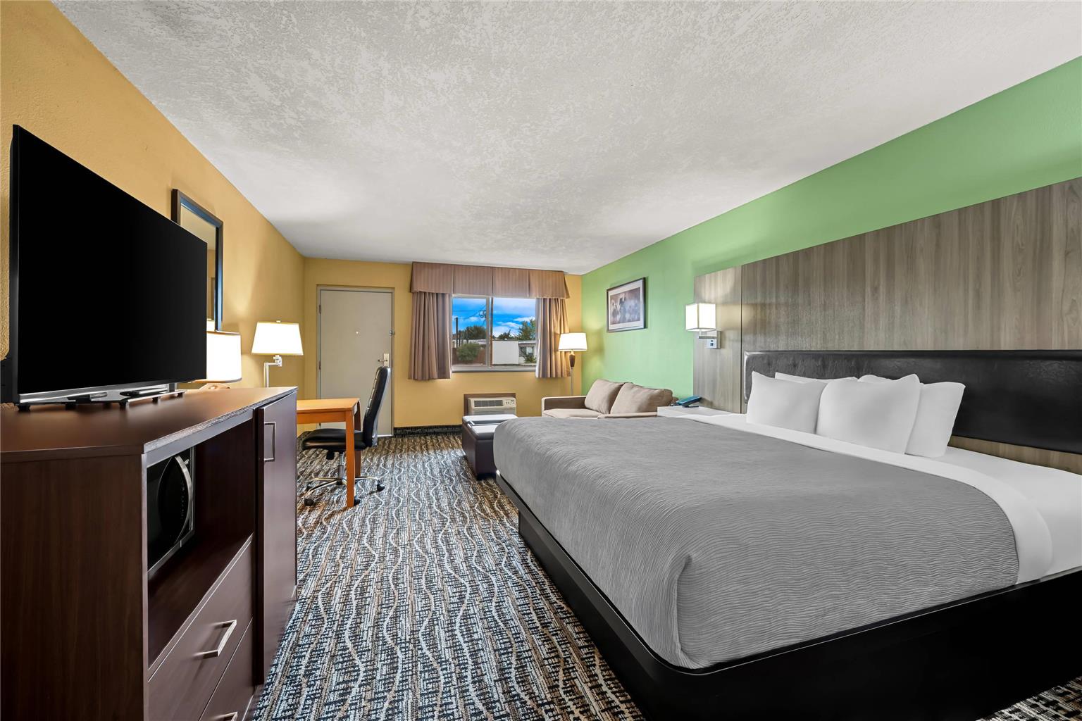 Quality Inn Madras - photo 47