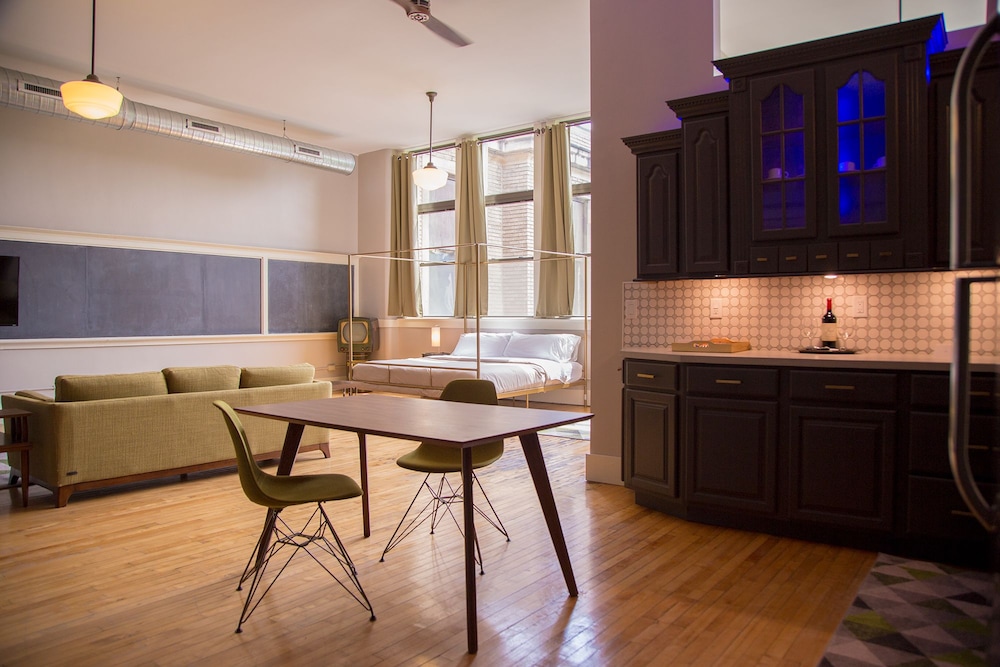 School 31 Lofts at Colors Studios - photo 28