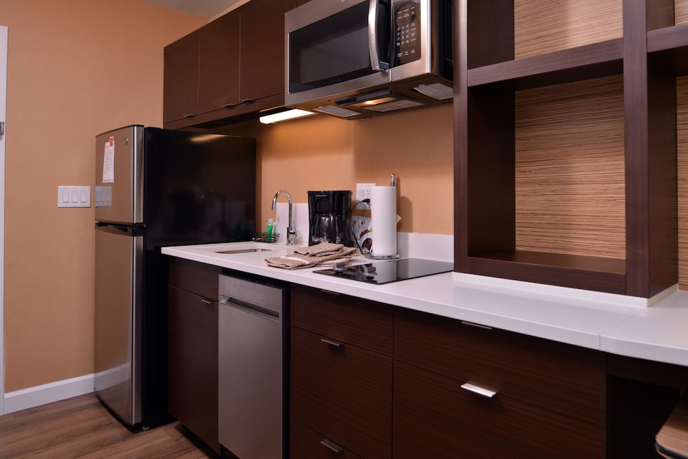 TownePlace Suites by Marriott St. Louis Chesterfield - photo 22