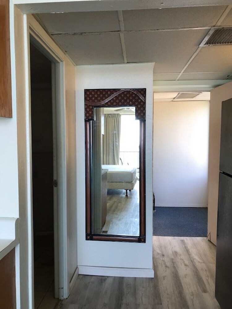 Country Club Condo Hotel - photo 22