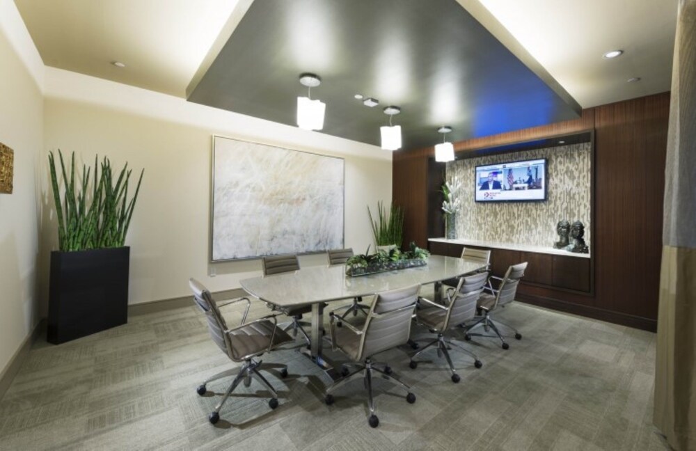 Global Luxury Suites at Cambridge Park - photo 16