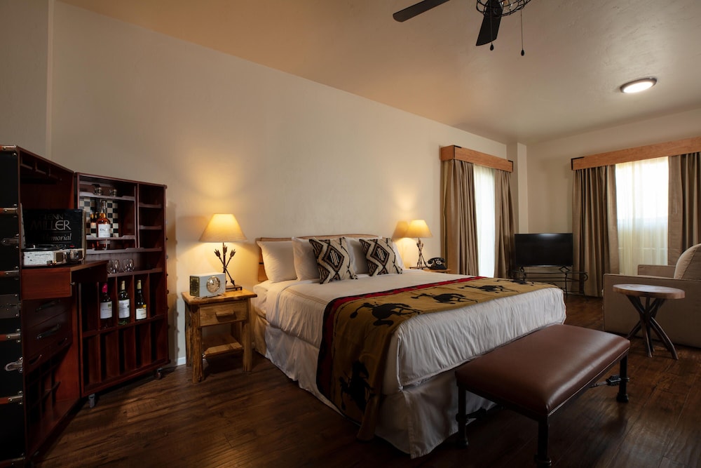 Hotel El Rancho - photo 21
