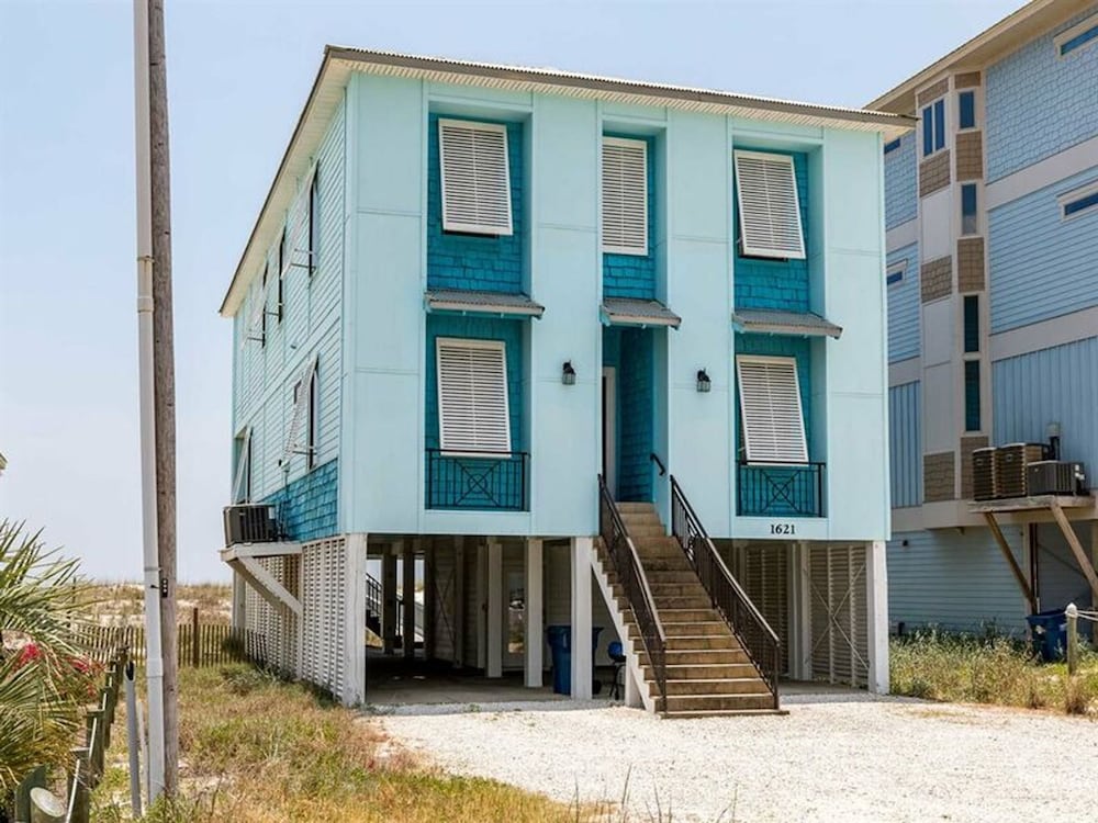 The Wild Air by Meyer Vacation Rentals — 4-Star Luxury Hotel in Gulf Shores, United States