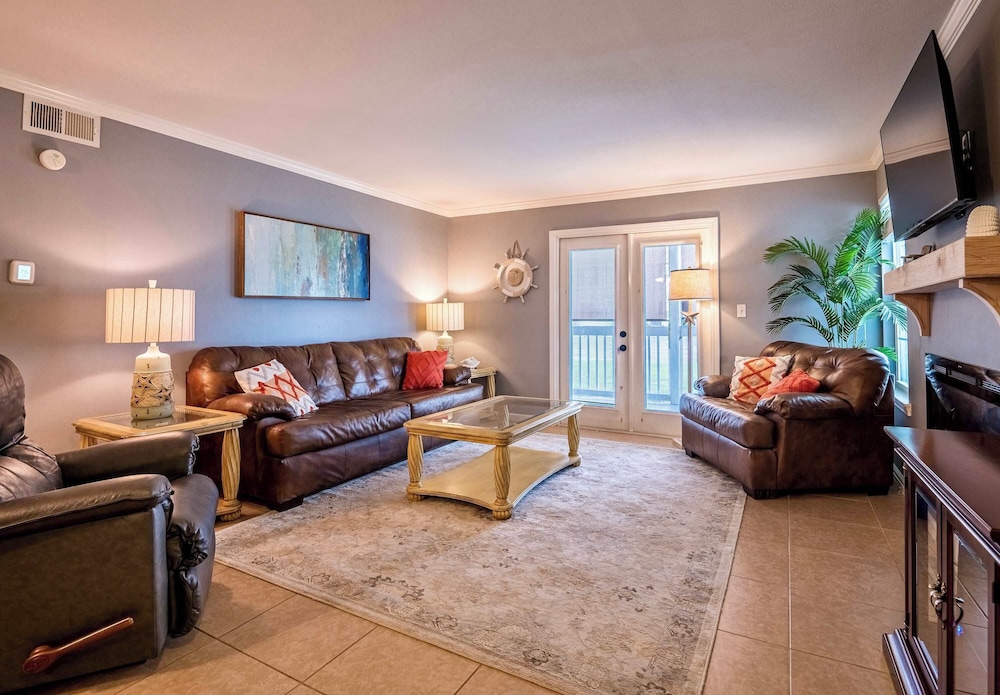 Sunny Memories Resort 3 BR in Gulf Shores, United States