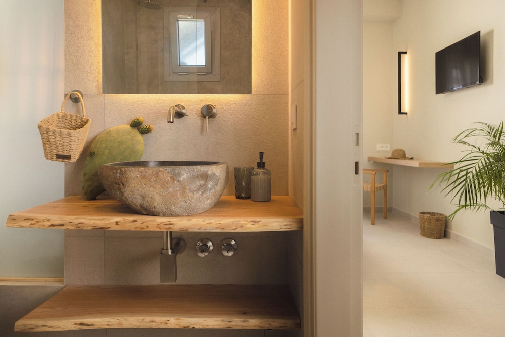 Sea View Studios & Apartments — 5-Star Luxury Hotel in Zakynthos, Greece
