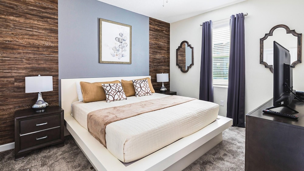 Storey Lake 10BR with Pool SPA Game Room WaterPark - photo 5