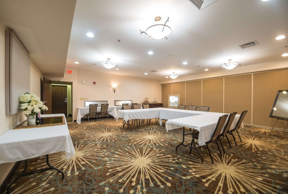 Hampton Inn by Hilton Tiffin - photo 35