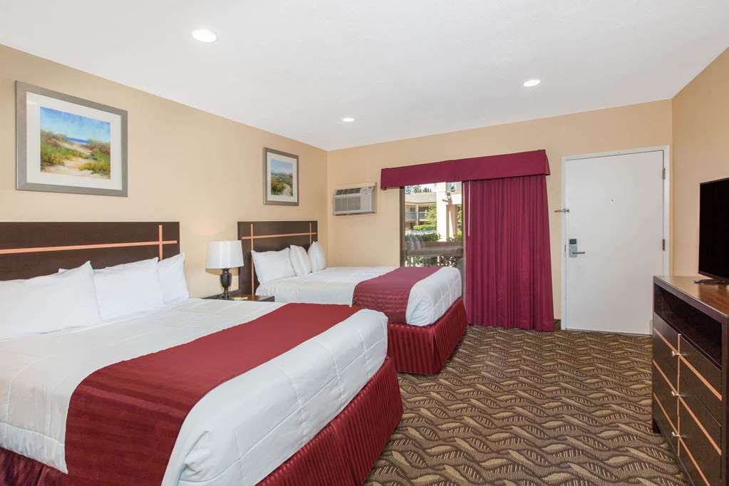Days Inn by Wyndham Redwood City - photo 11
