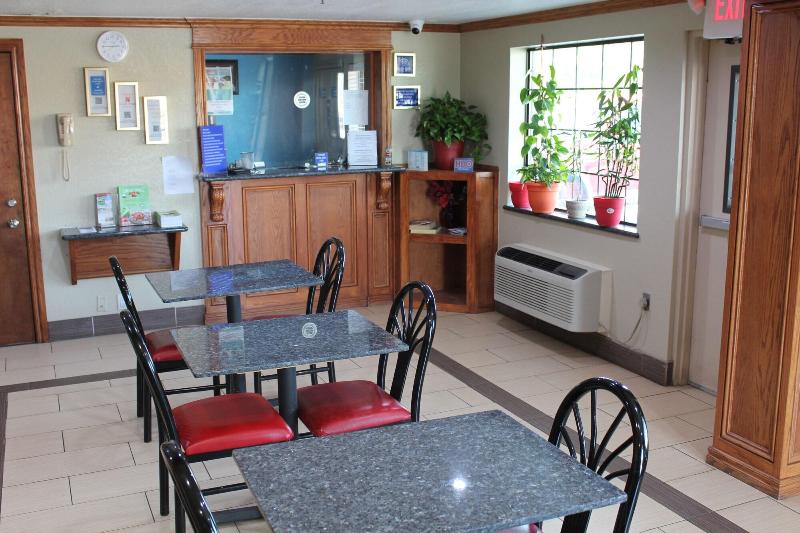 Motel6 Oklahoma City OK Frontier City - photo 8