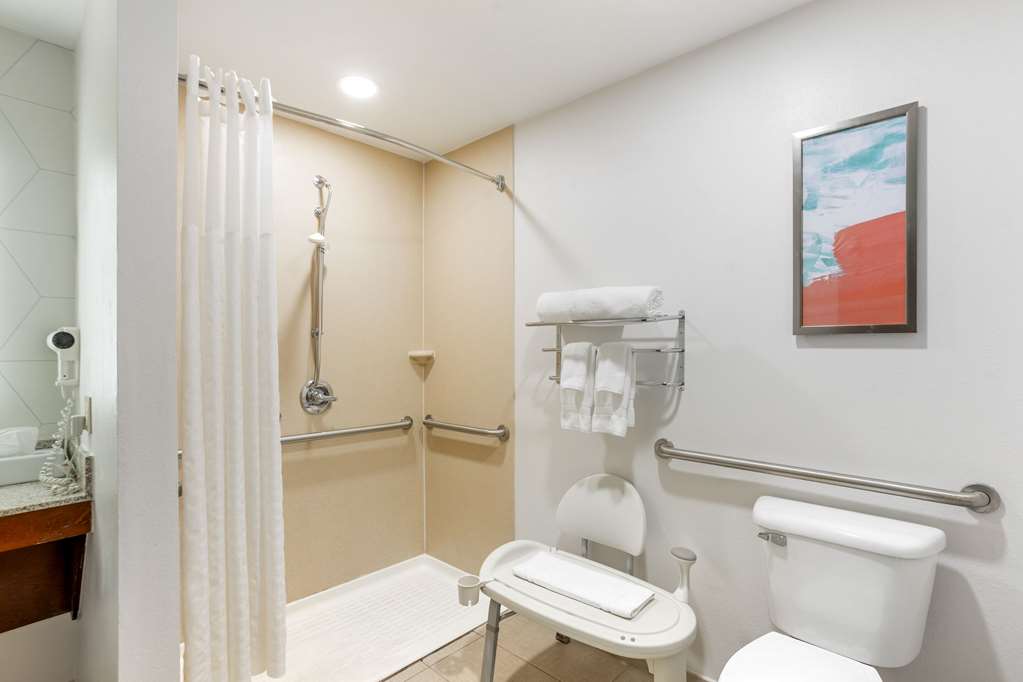 Comfort Suites Bloomsburg - photo 13