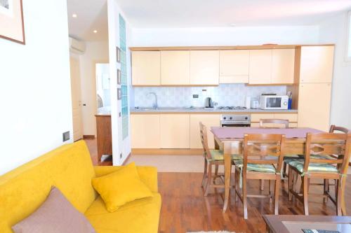 Case VR Holiday Residenza Leo — 4-Star Luxury Hotel in Verona, Italy